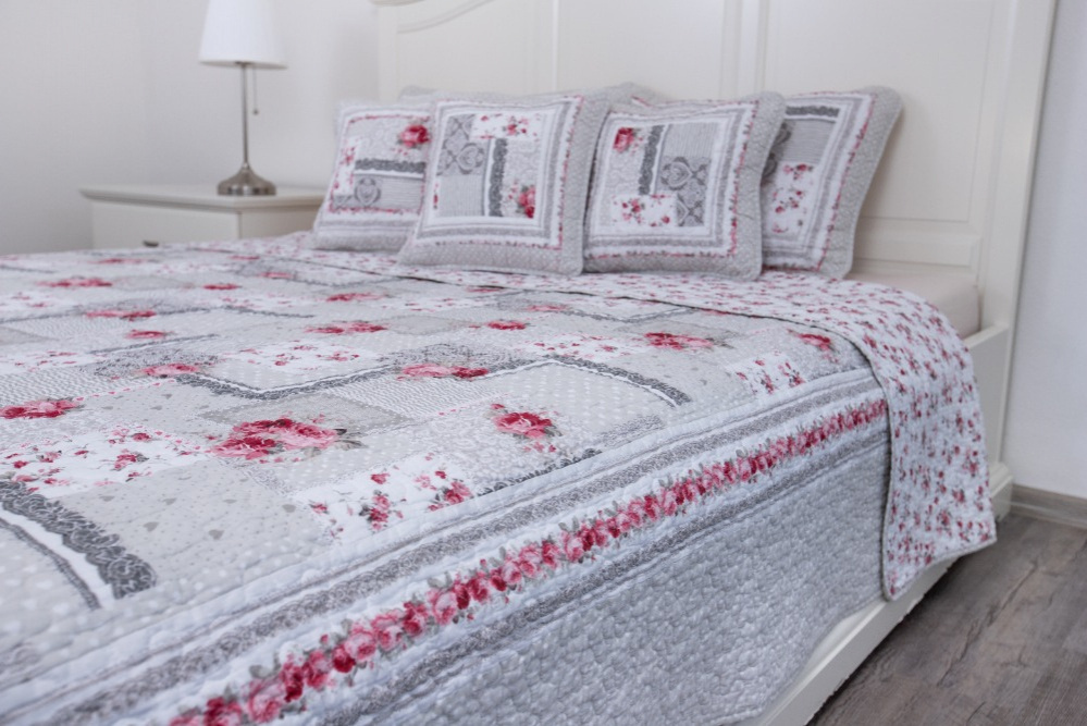 Prošívaný přehoz Deluxe Tango RED Povlak 40x40